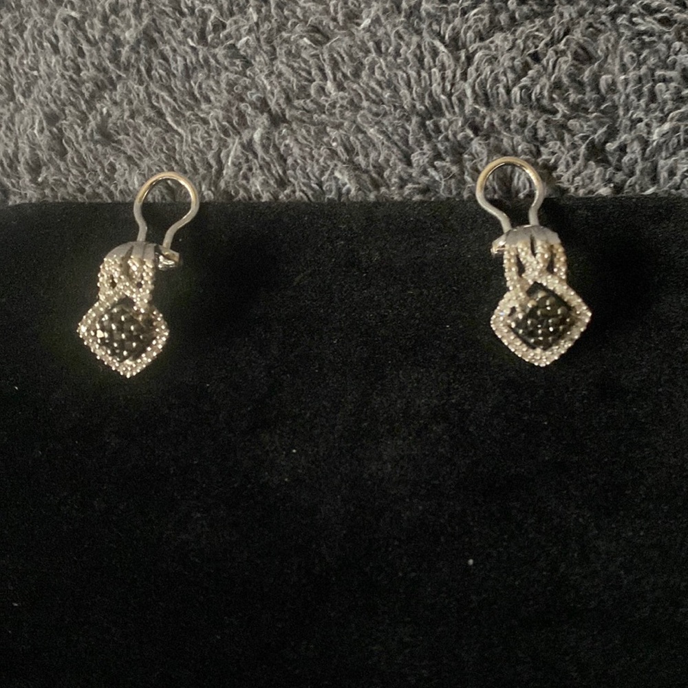 EUC Beautiful Earrings Stamped 925 with Black and White Diamonds